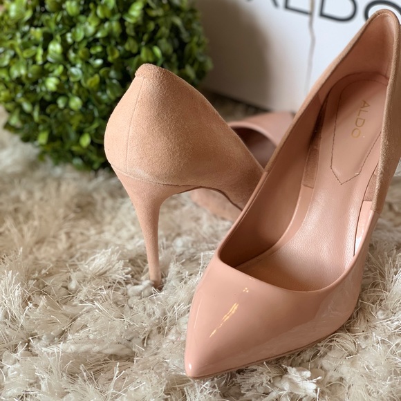 blush nude pumps